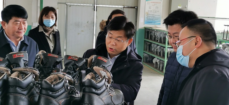 省工會領(lǐng)導(dǎo)參觀指導(dǎo)百華工廠