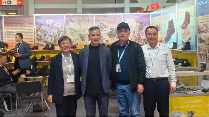 聚焦德國A+A：百華鞋業(yè)攜新品，開啟防護新體驗！